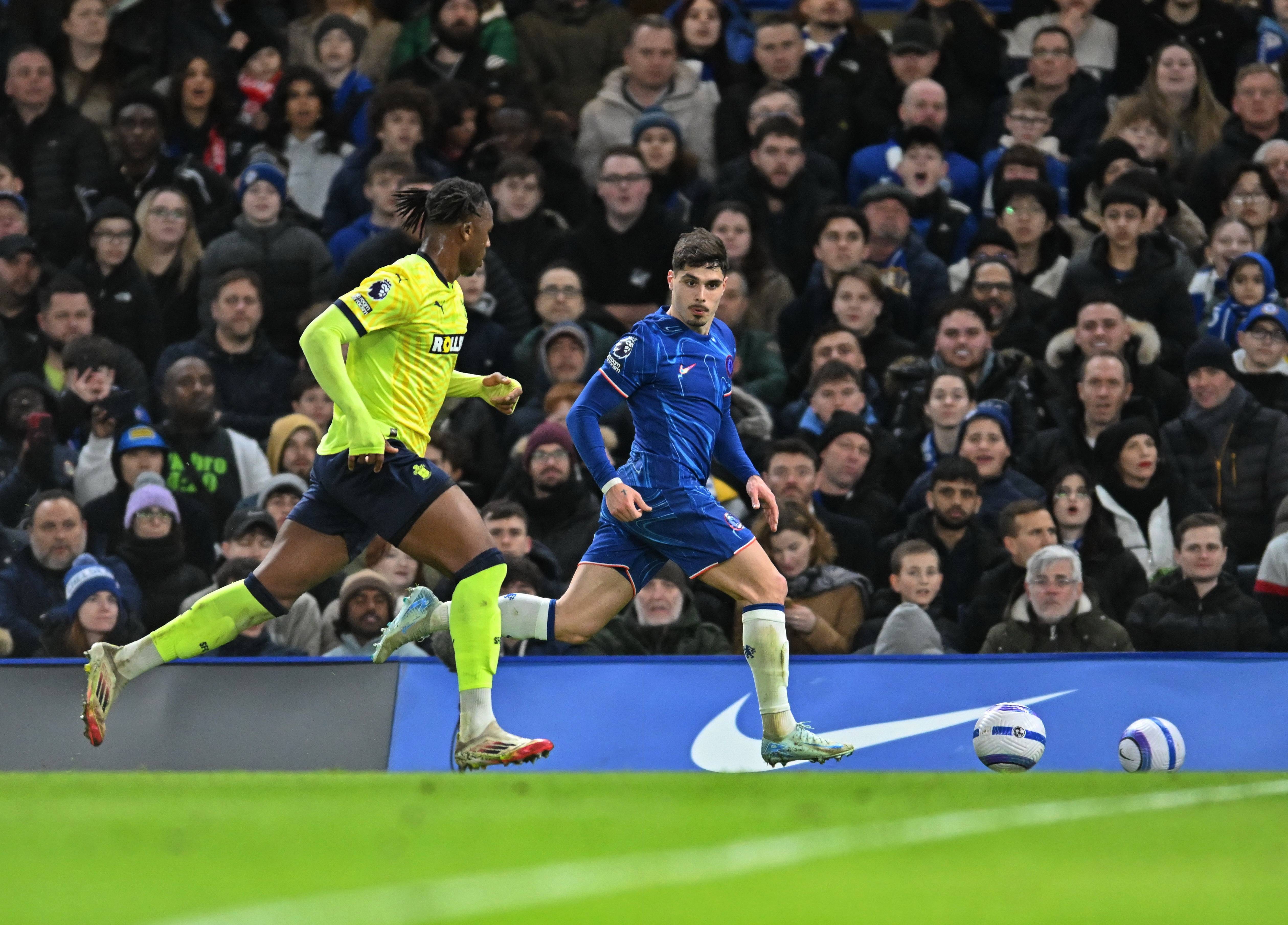 利记官网-切尔西客场惨败利兹联，遭遇连败