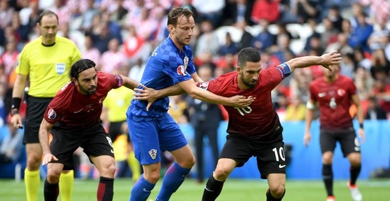 利记官网-欧国联激战全面展开：球队士气高昂