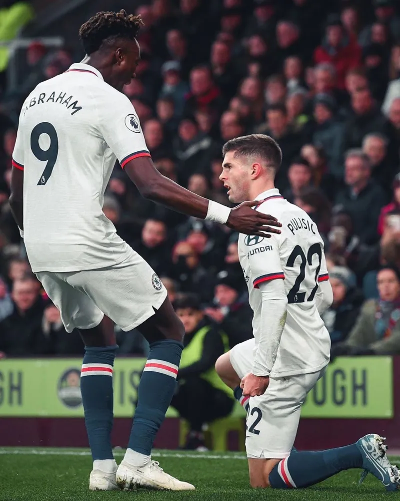 利记平台-切尔西连克伯恩利，依旧保持不败记录